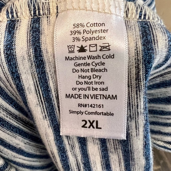 Bell-Sleeve Swing Dress - Picture 3 of 6